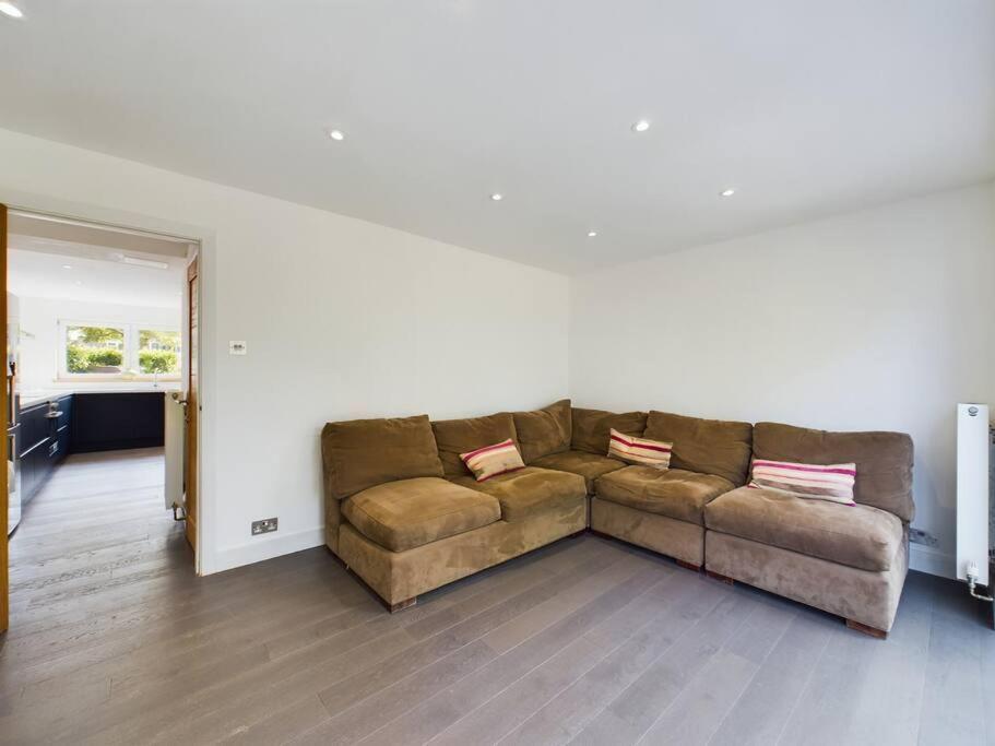 Villa Stylish Cotswold Parking Peaceful Garden à Winchcombe Extérieur photo